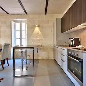 https://vallettastay-orangerie-two-bedroom-apartment-402.qawrahotelsmalta.org