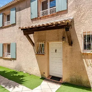 https://maison-de-vacances-marseille.fr-provencehotel.com